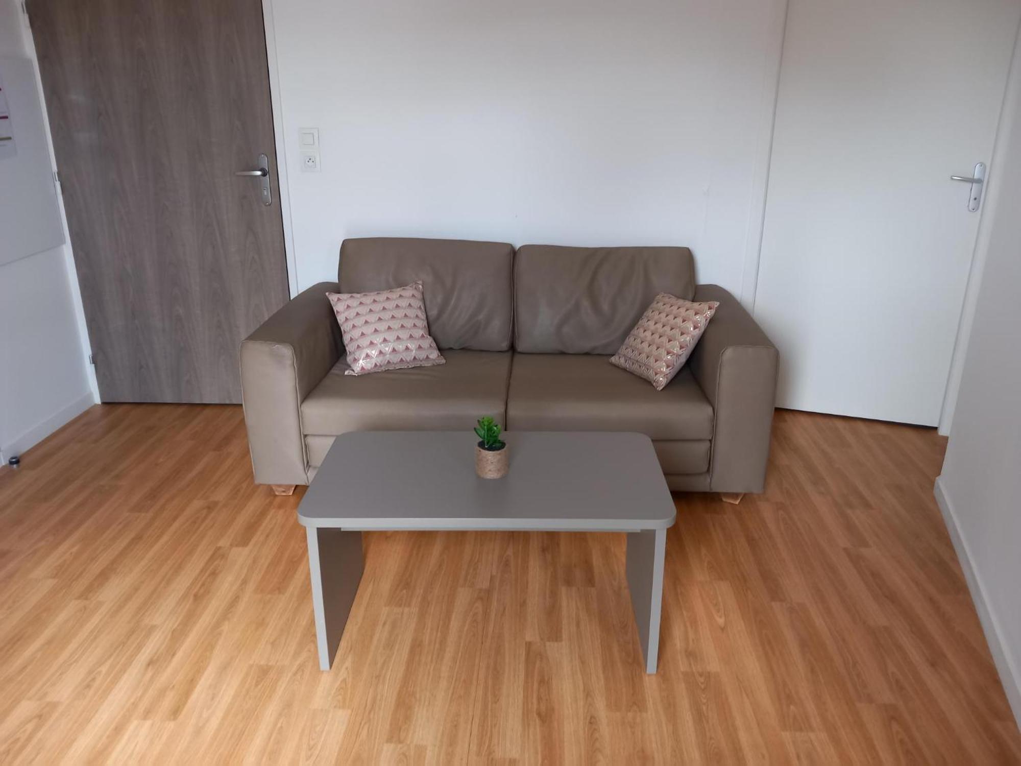 Residence Services Seniors Espace Et Vie لو مان المظهر الخارجي الصورة