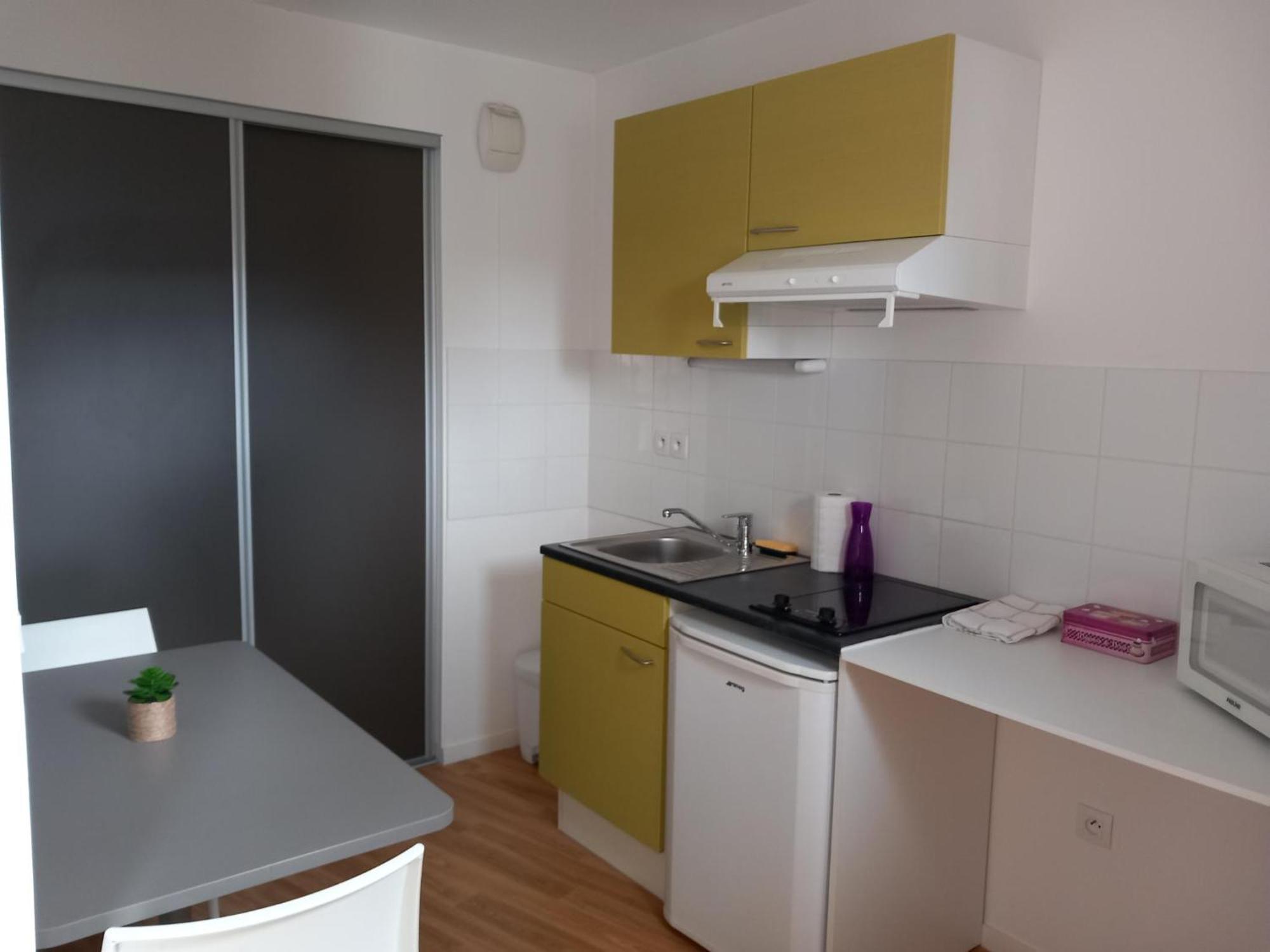 Residence Services Seniors Espace Et Vie لو مان المظهر الخارجي الصورة